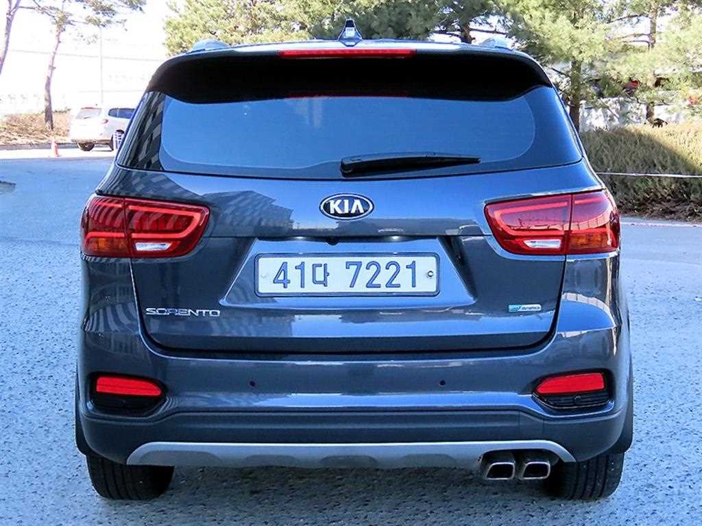 KIA Sorento - Vista 4