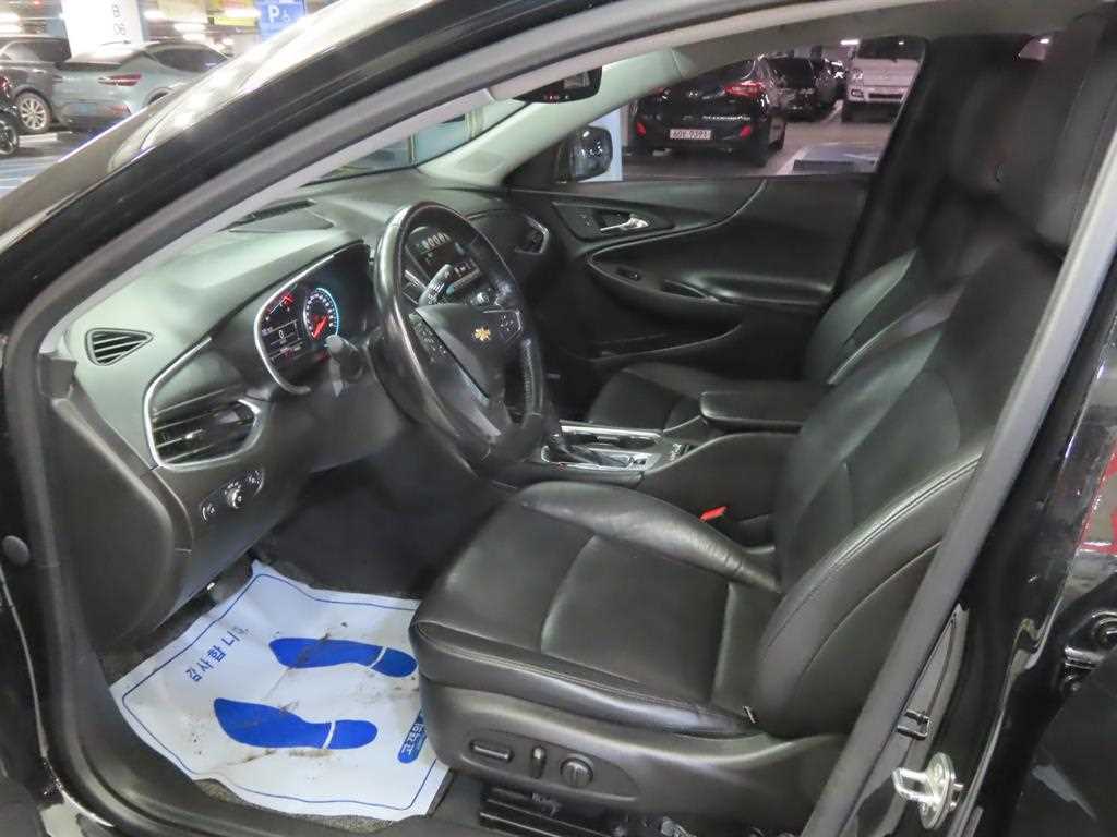 Chevrolet Malibu - Vista 9