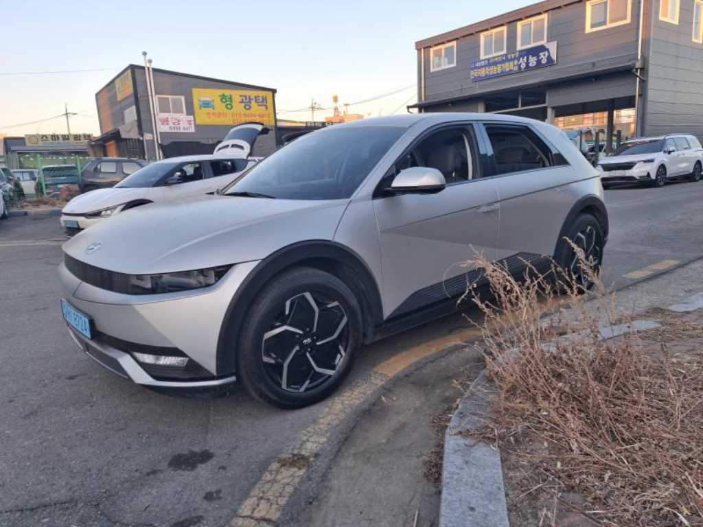 HYUNDAI Ioniq 5 - Vista 2