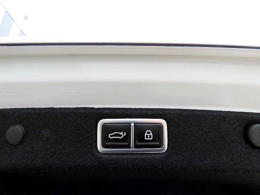 HYUNDAI Grandeur 2026 Blanco - Importación desde Corea - HF Imports Iquique - Foto 16