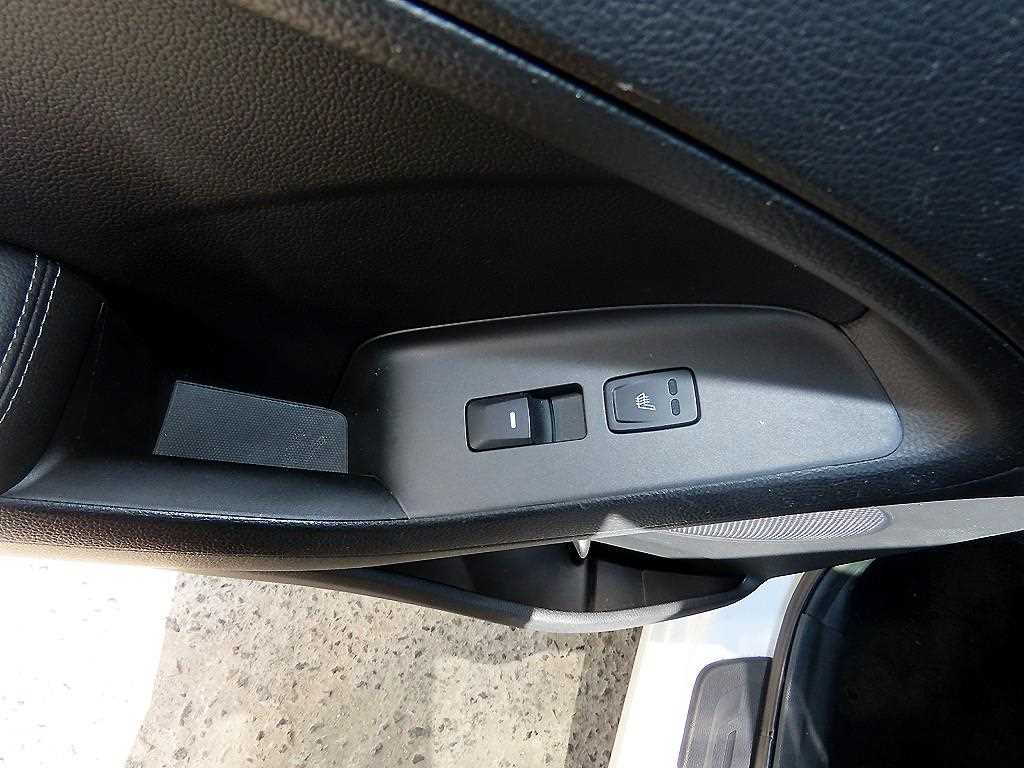 KIA K3 2015 Blanco - Importación desde Corea - HF Imports Iquique - Foto 17