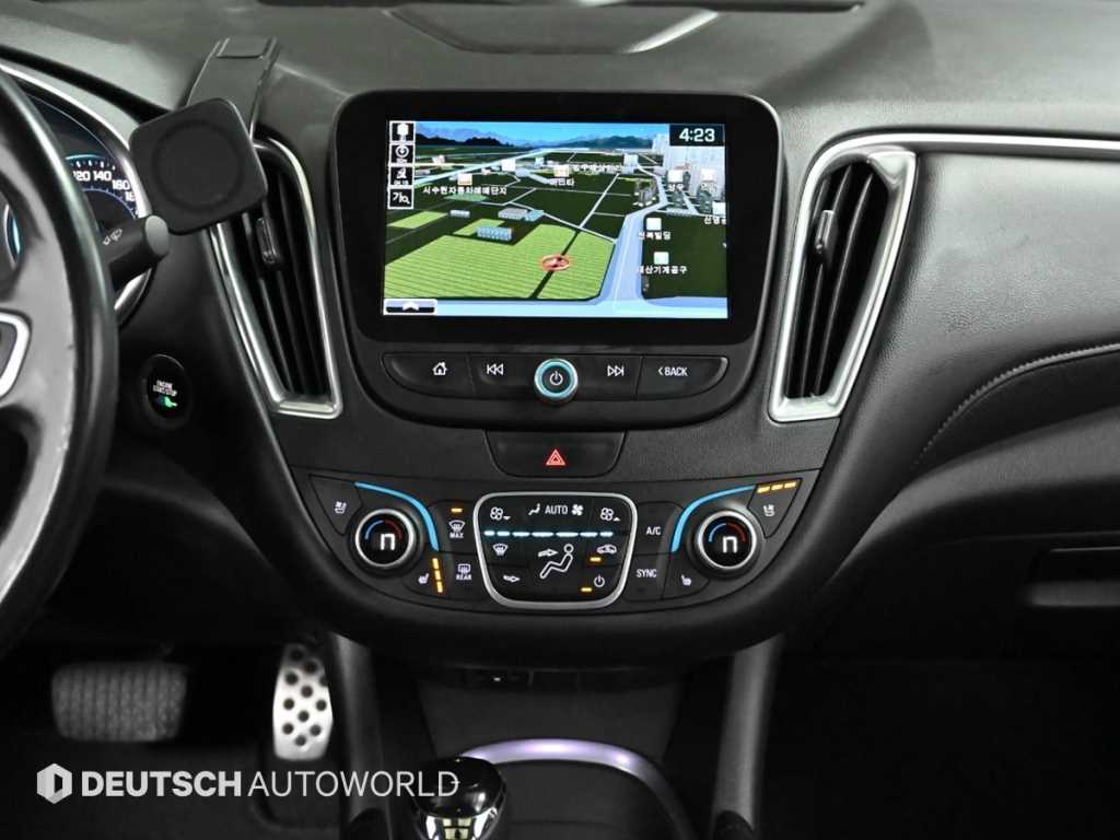 Chevrolet Malibu 2017 Azul - Importación desde Corea - HF Imports Iquique - Foto 14