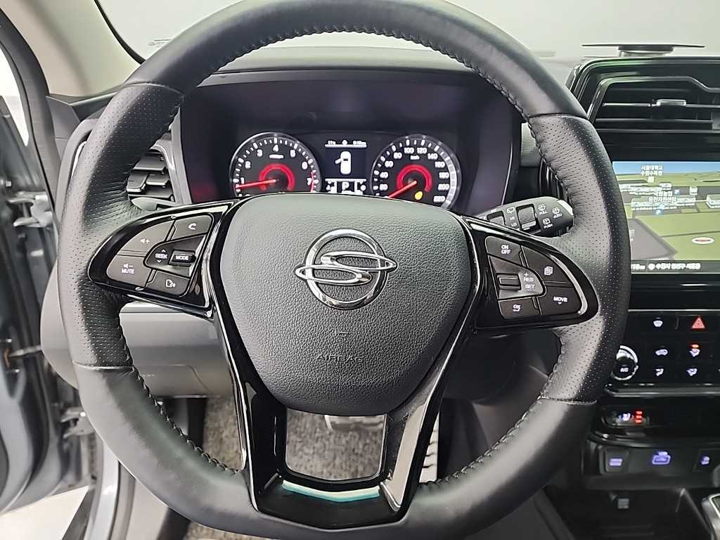 Ssangyong Tivoli - Vista 9
