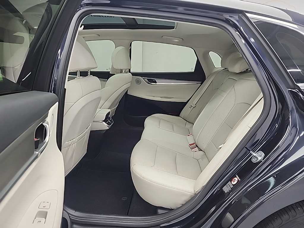 HYUNDAI Grandeur - Vista 12