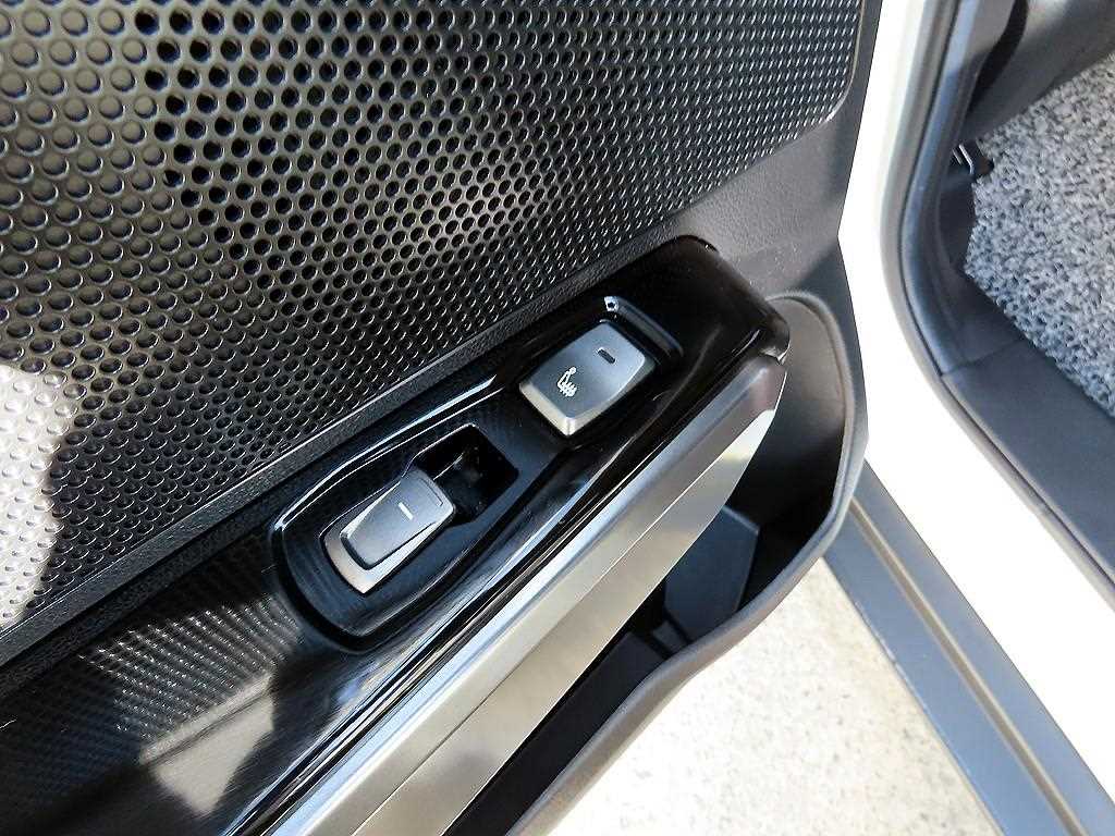 Ssangyong Tivoli 2023 Blanco - Importación desde Corea - HF Imports Iquique - Foto 17