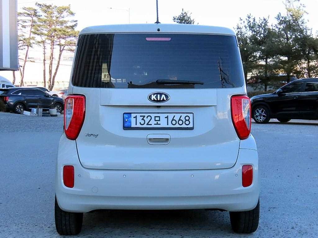 KIA Ray - Vista 4