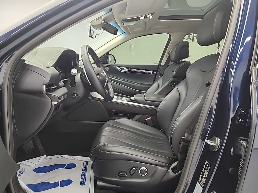 Genesis GV80 - Vista 10