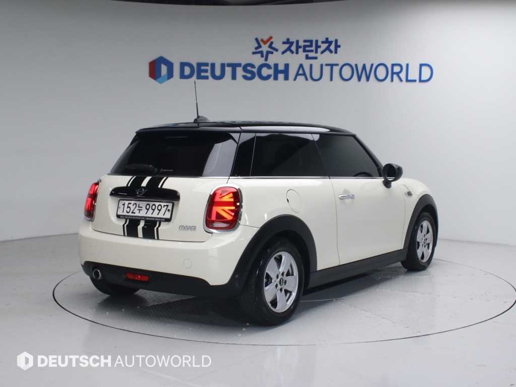 Mini Cooper - Vista 2