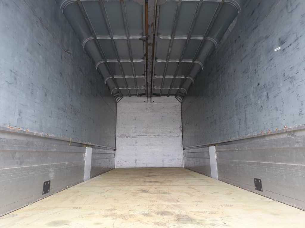 medium and large cargo truck - Vista 8