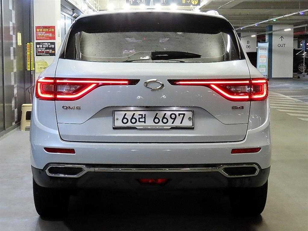 SAMSUNG QM6 - Vista 5