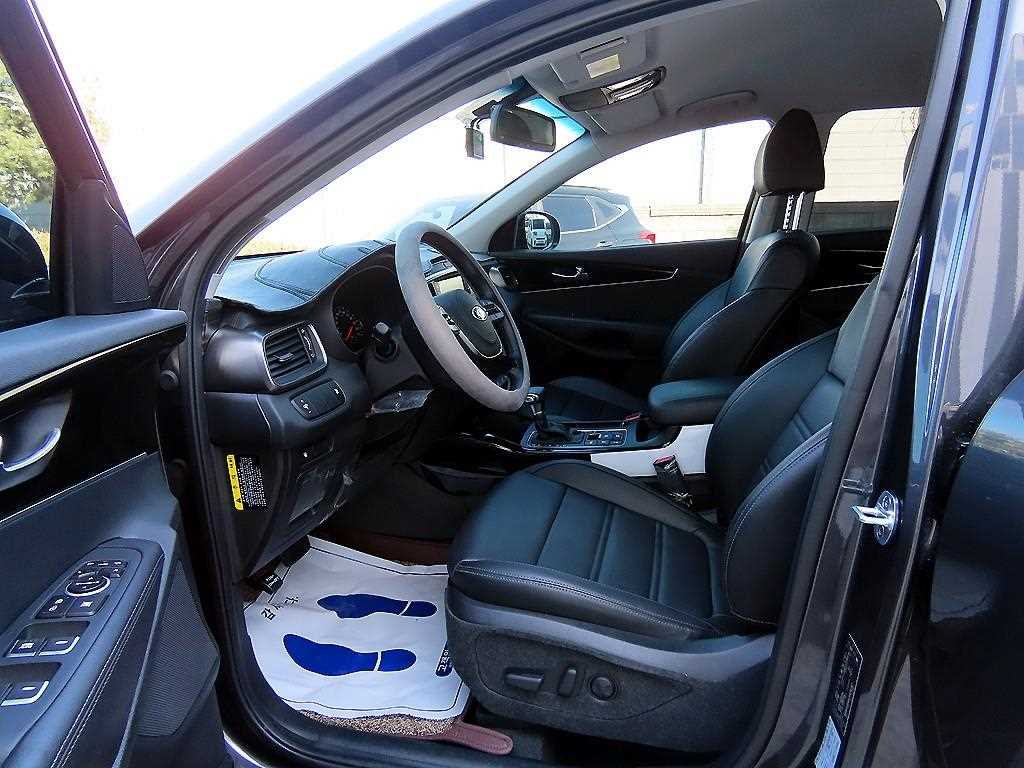 KIA Sorento - Vista 5