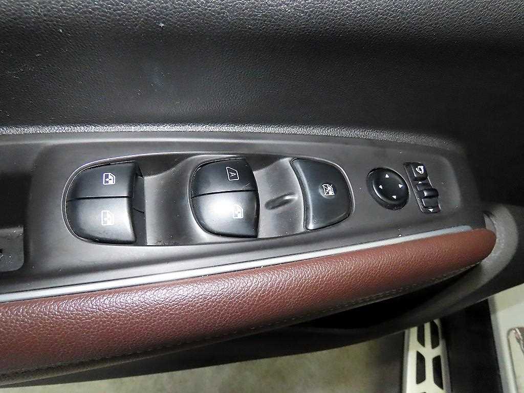 SAMSUNG QM6 2019 Blanco - Importación desde Corea - HF Imports Iquique - Foto 13