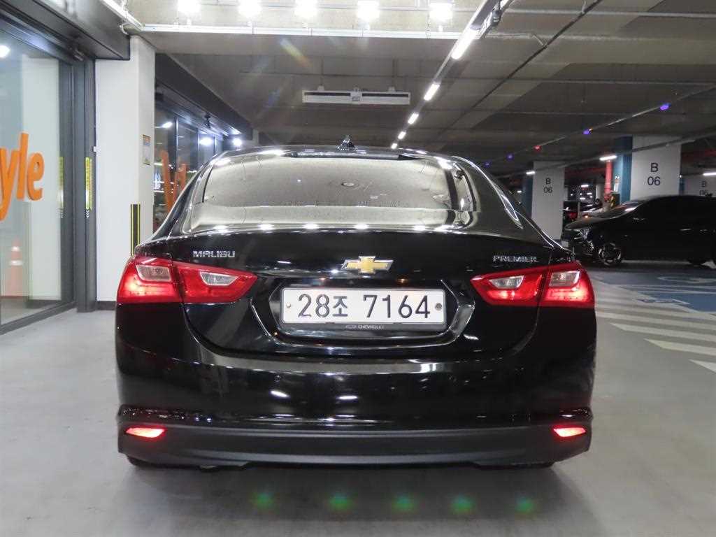 Chevrolet Malibu - Vista 5