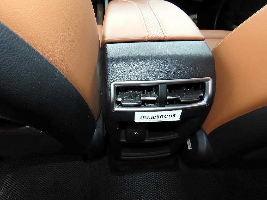 Ssangyong Torres 2023 Negro - Importación desde Corea - HF Imports Iquique - Foto 17