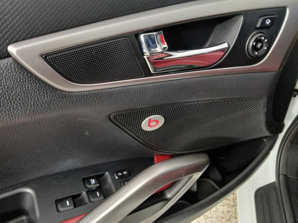 HYUNDAI Veloster - Vista 9