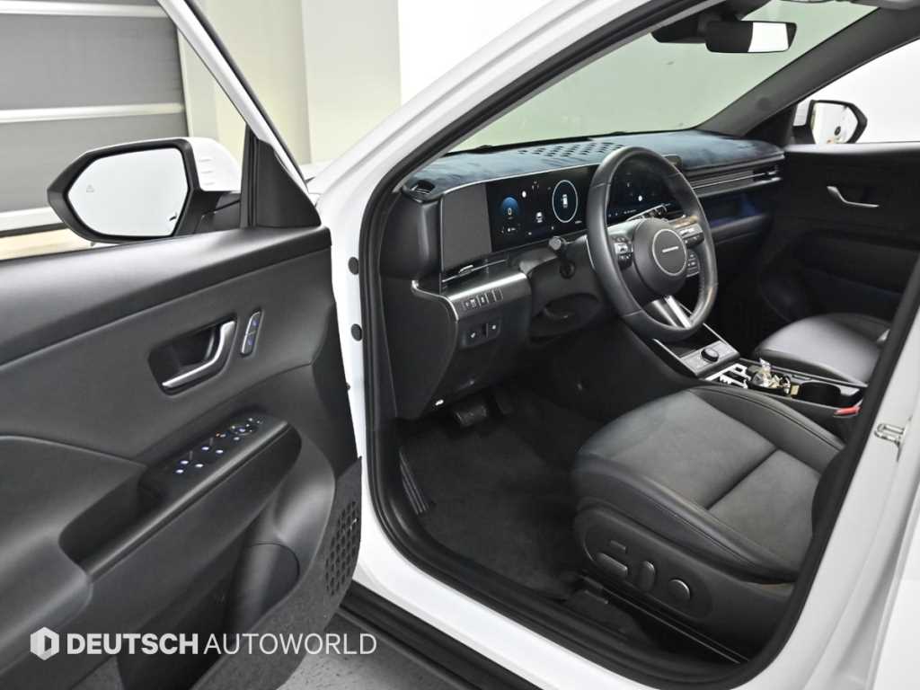 HYUNDAI Kona - Vista 11