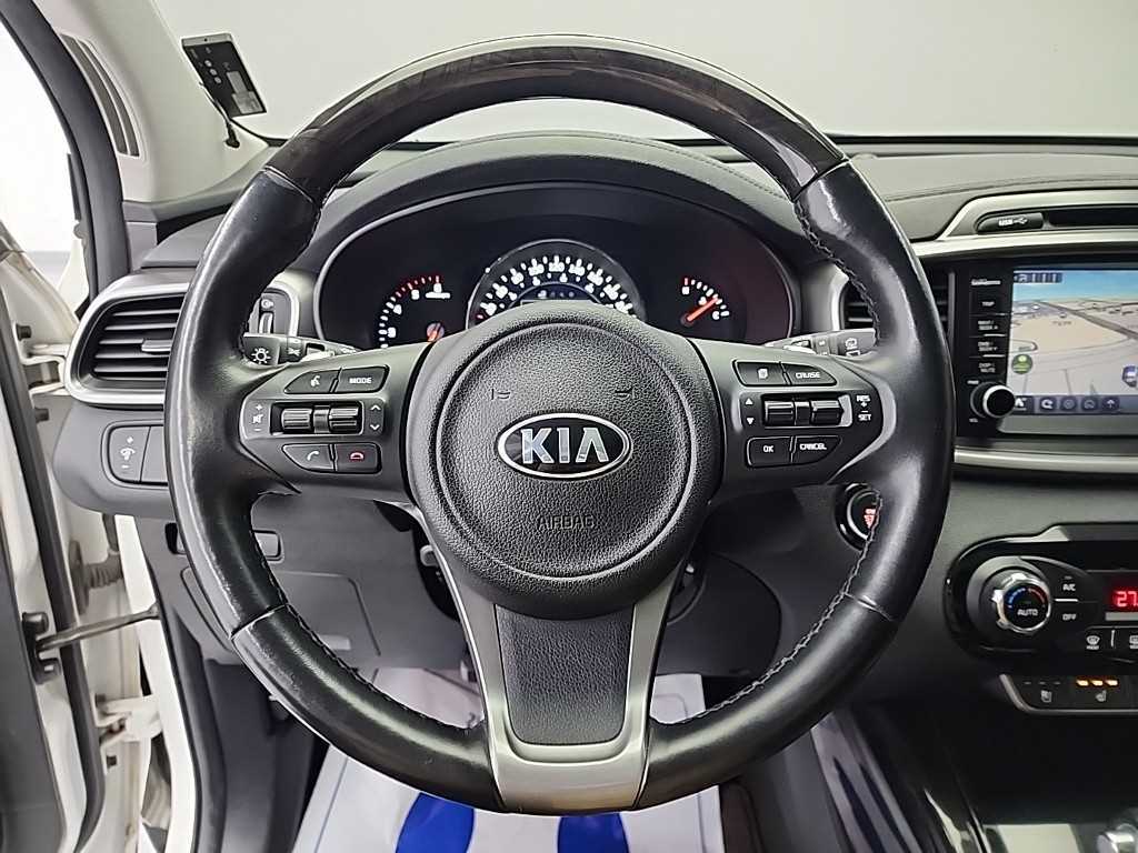 KIA Sorento - Vista 9