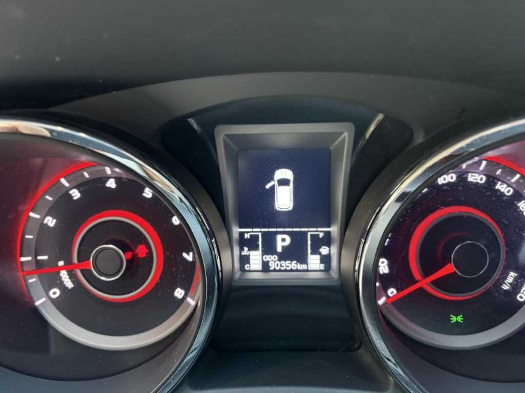 Ssangyong Tivoli - Vista 3