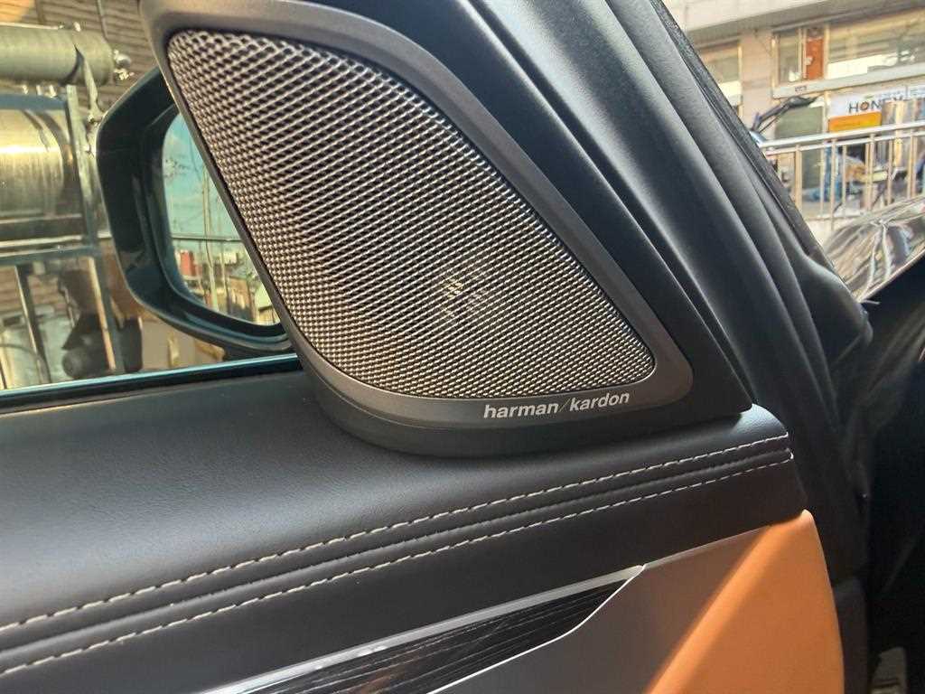 BMW 7 Series - Vista 4