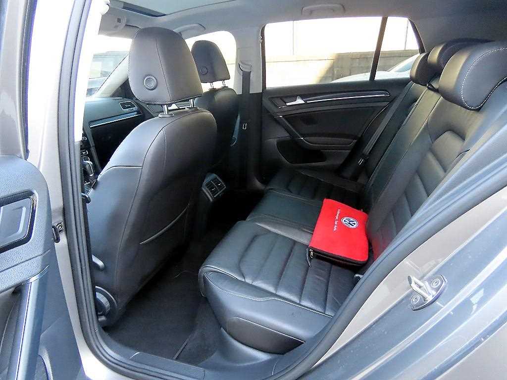 Volkswagen Golf - Vista 6