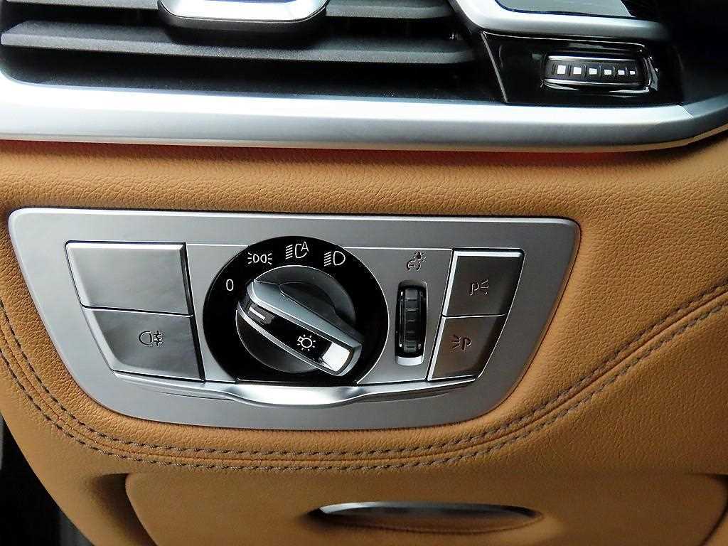 BMW 7 Series - Vista 12