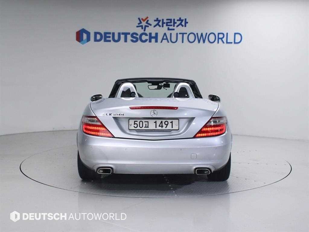 Mercedes Benz SLK Class - Vista 4