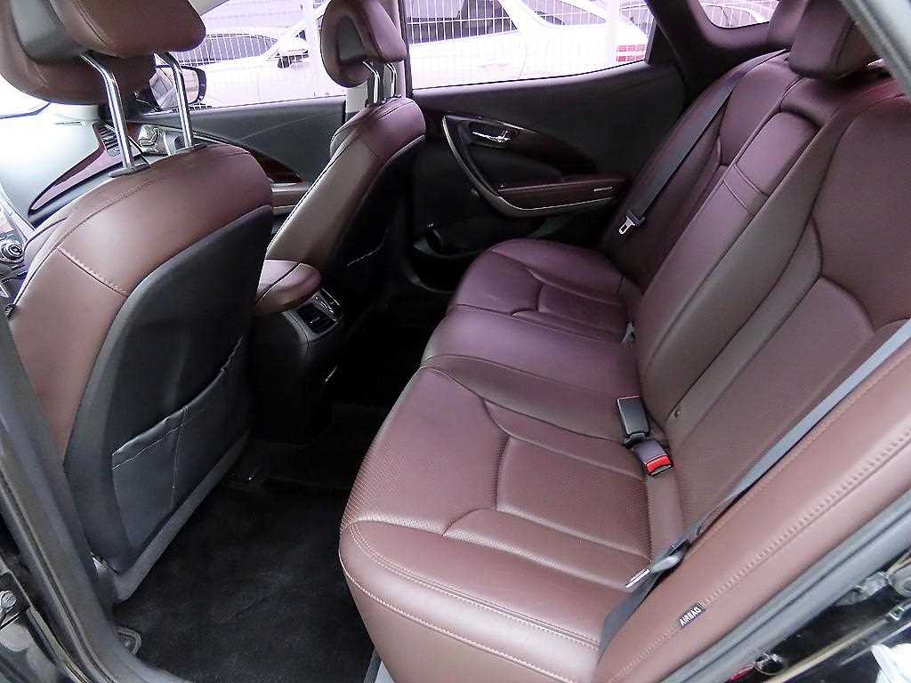 HYUNDAI Grandeur - Vista 6
