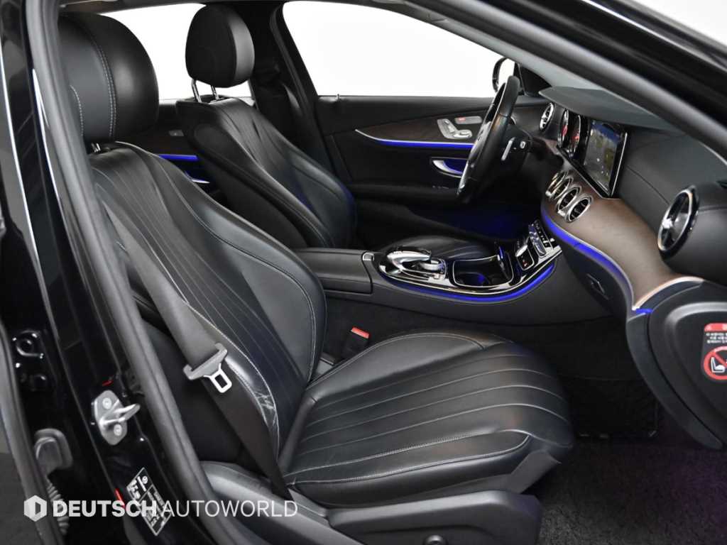 Mercedes Benz E class - Vista 10