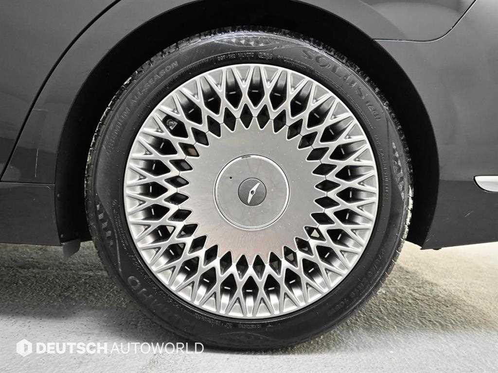 Genesis G90 - Vista 5