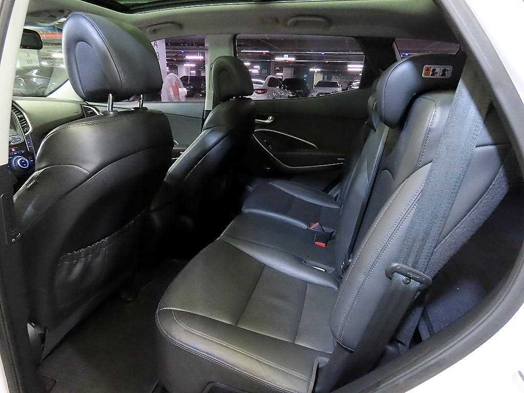 HYUNDAI Santa Fe - Vista 7