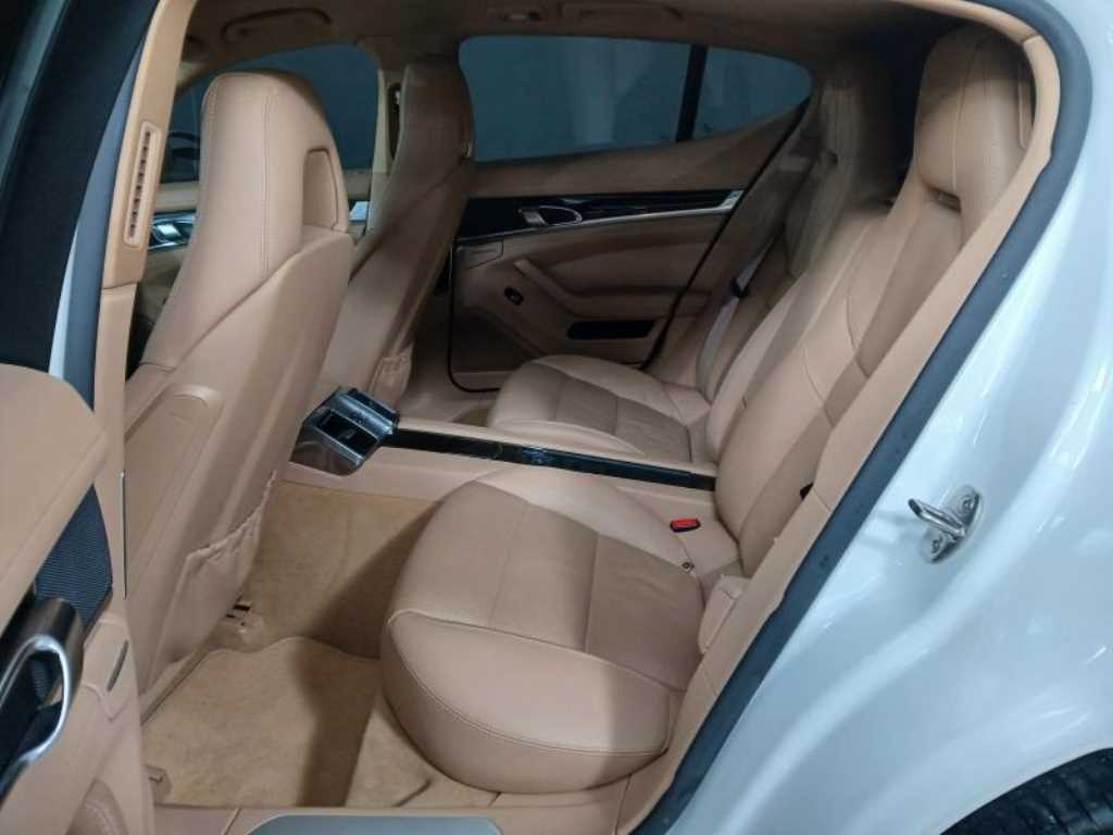 Porsche Panamera - Vista 7