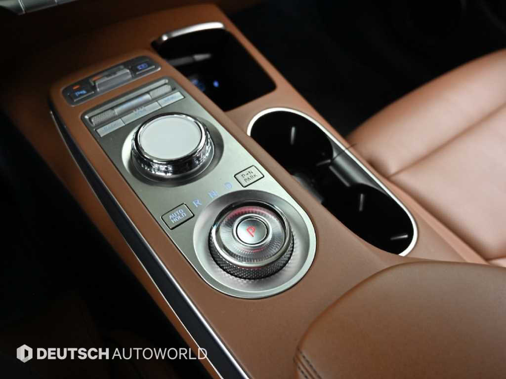 Genesis GV70 - Vista 9