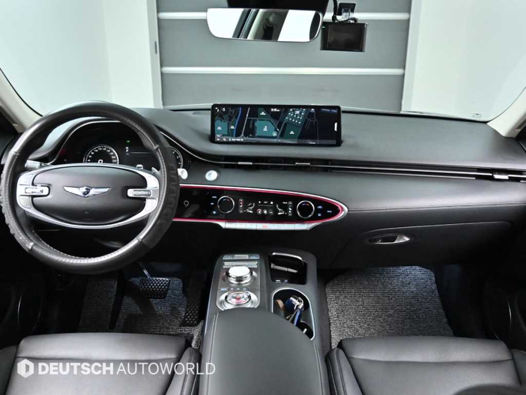 Genesis GV70 - Vista 7