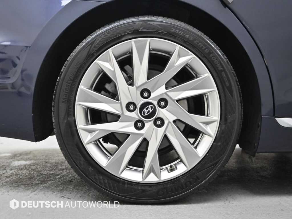 HYUNDAI Grandeur - Vista 5