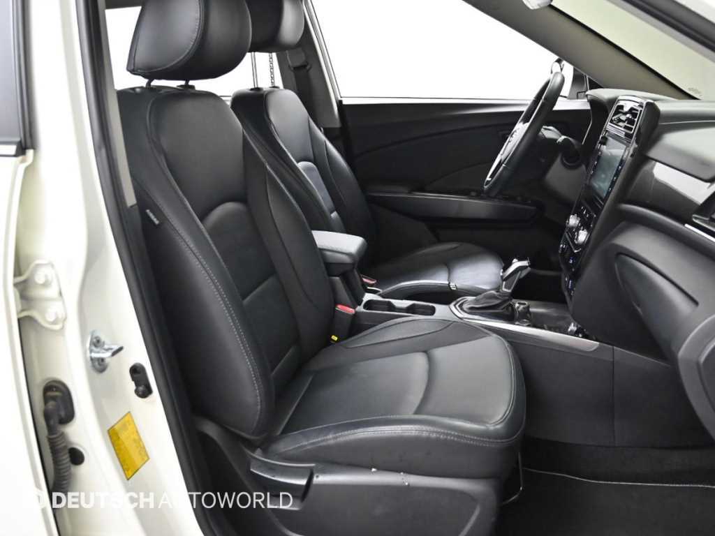 Ssangyong Tivoli - Vista 10