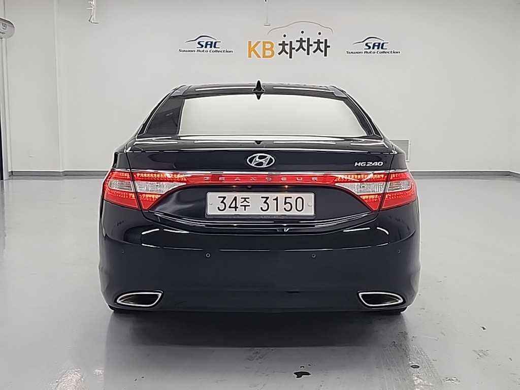 HYUNDAI Grandeur - Vista 3