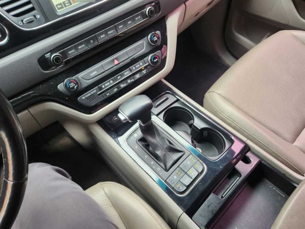 KIA Carnival 2018 Negro - Importación desde Corea - HF Imports Iquique - Foto 15