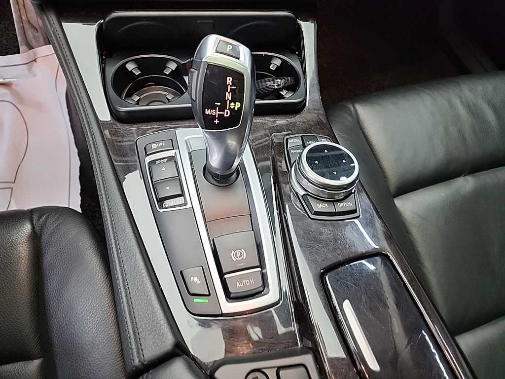 BMW 5 Series - Vista 8