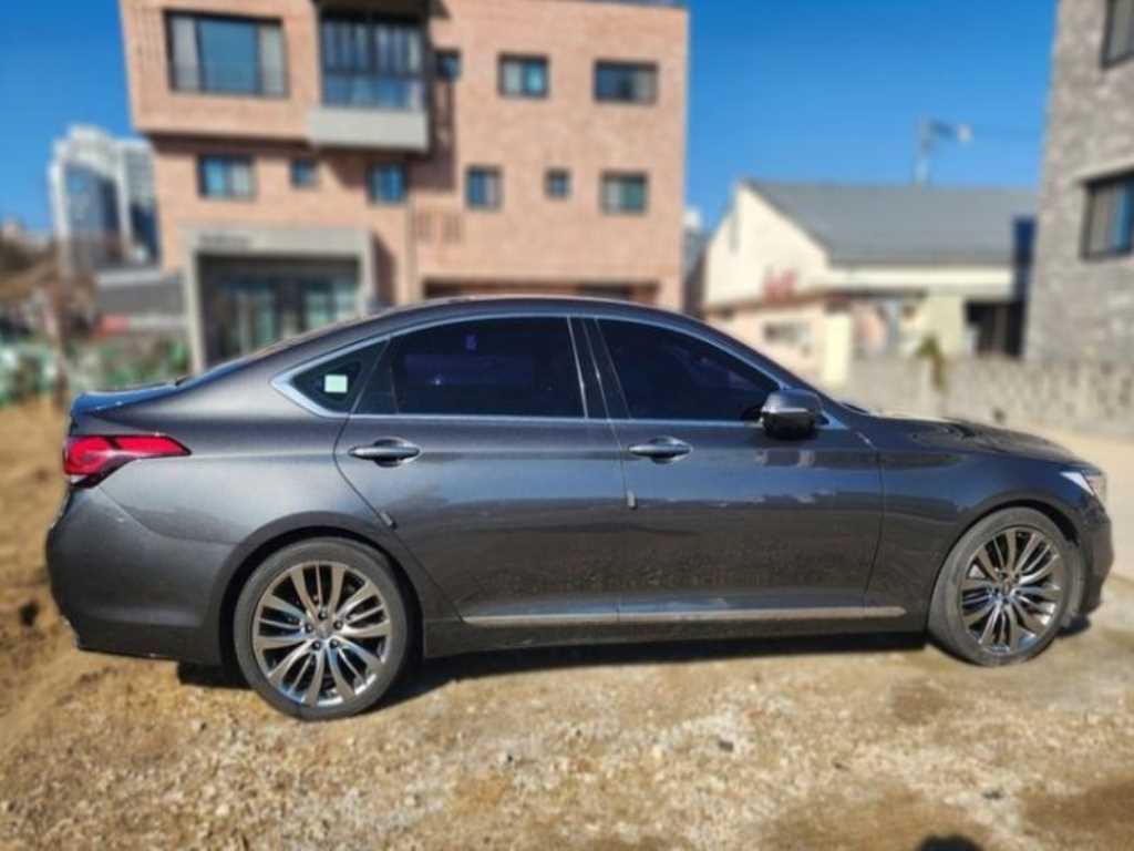 Genesis G80 - Vista 4