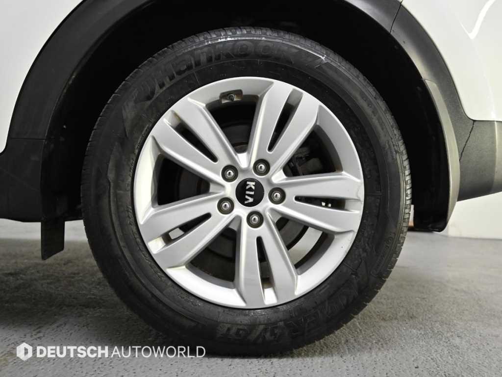 KIA Sportage - Vista 6