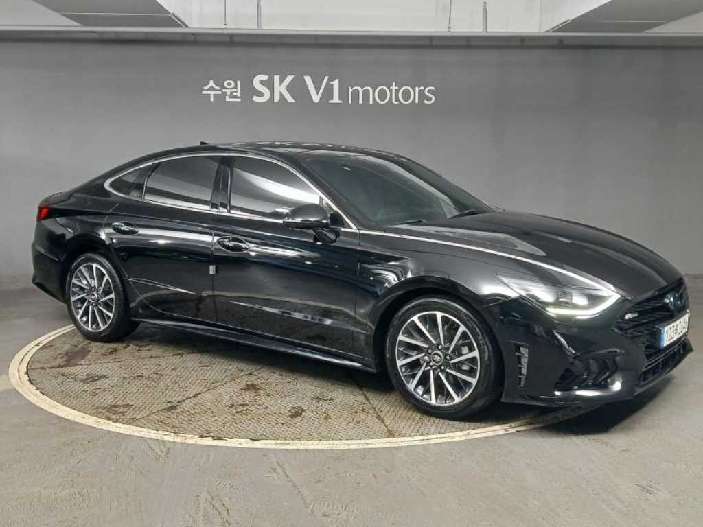 HYUNDAI Sonata - Vista 3