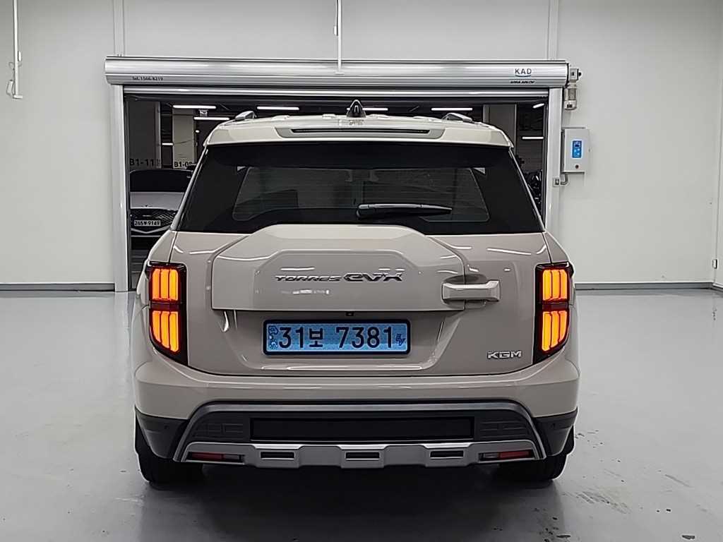 Ssangyong Torres - Vista 4