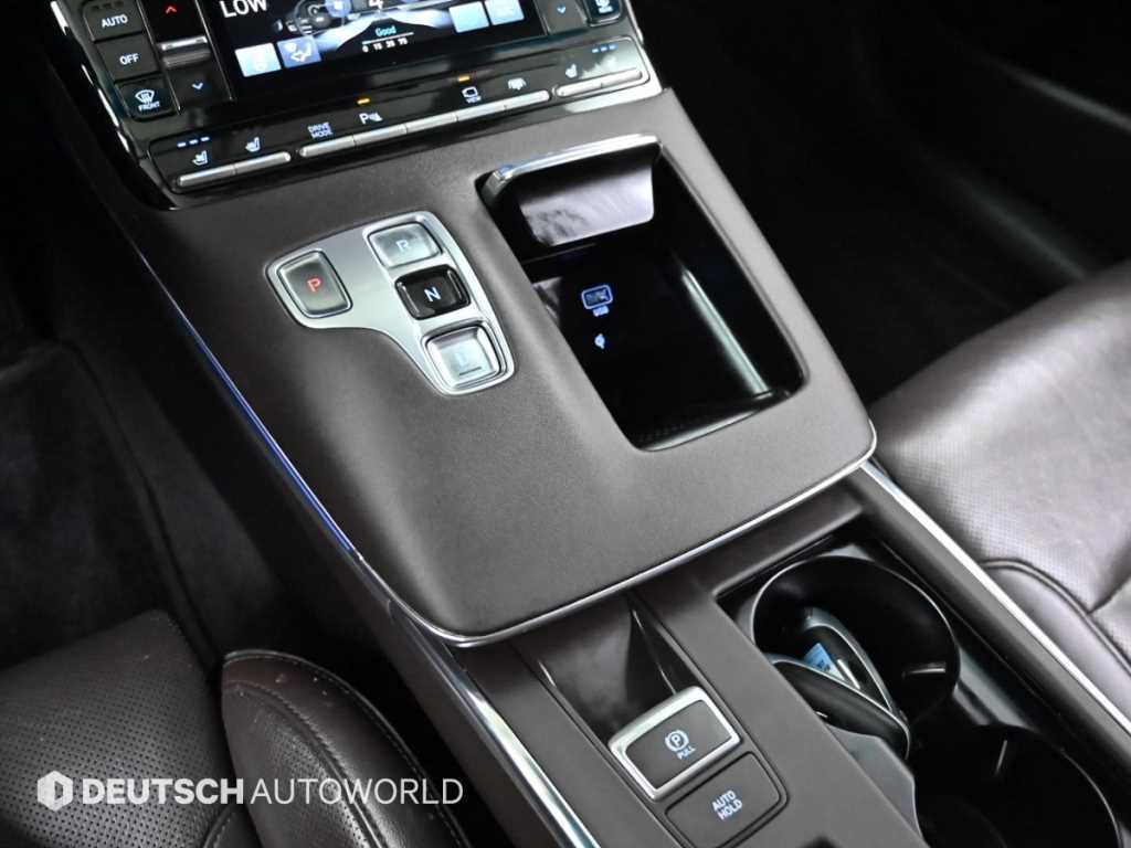 HYUNDAI Grandeur - Vista 9