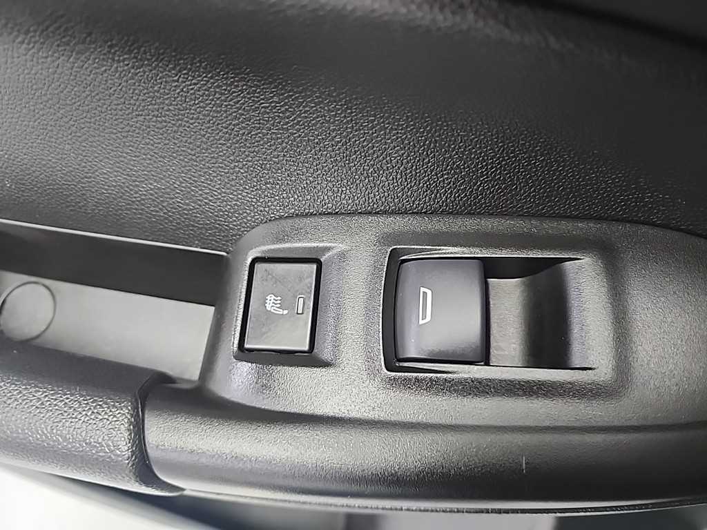 Chevrolet Trail Blazer 2023 Blanco - Importación desde Corea - HF Imports Iquique - Foto 13