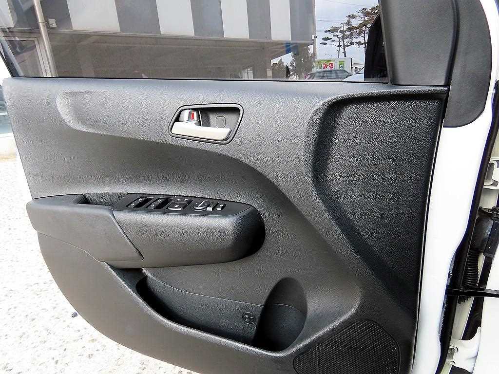 KIA Morning - Vista 11