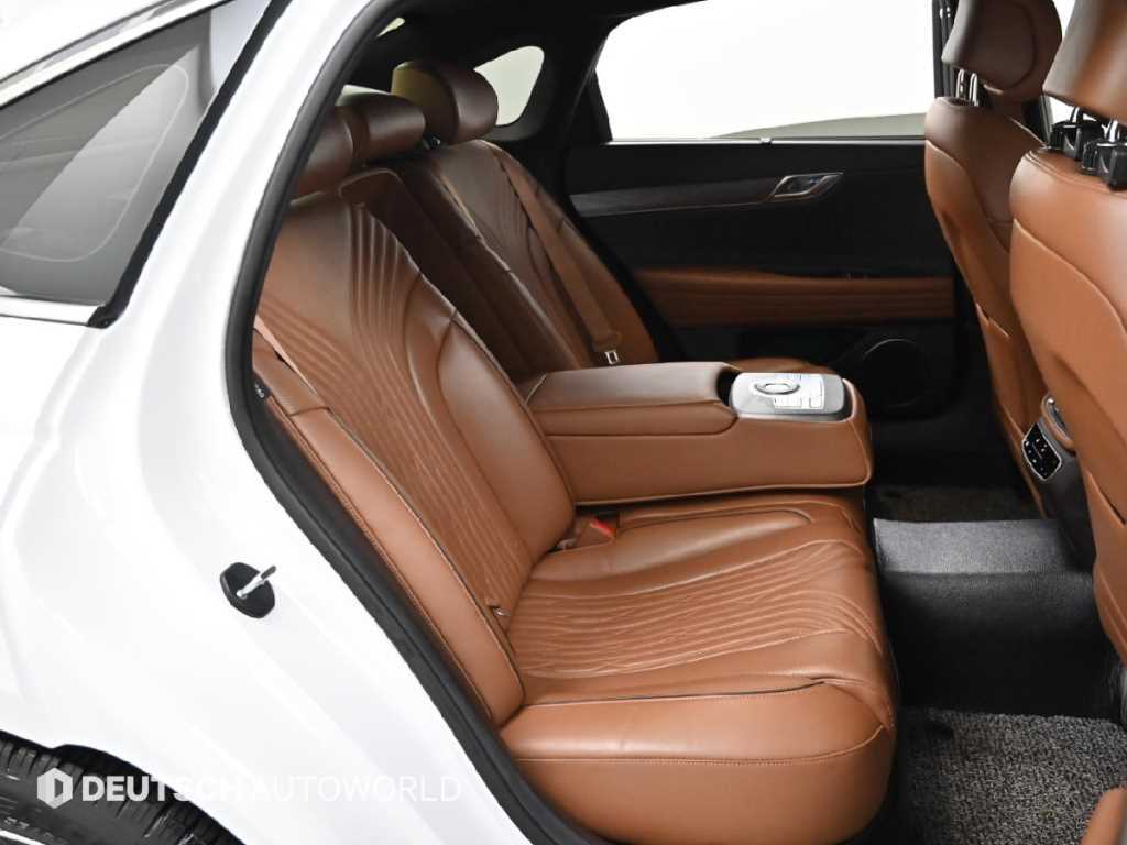 Genesis G80 - Vista 12