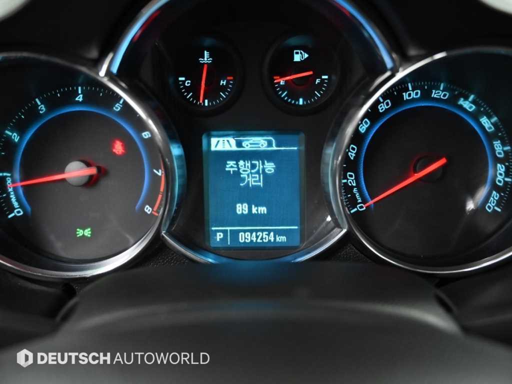 Chevrolet Cruise - Vista 8