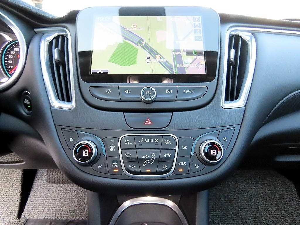 Chevrolet Malibu - Vista 12