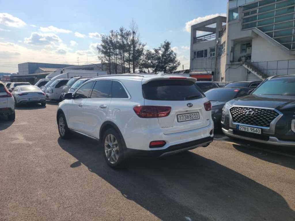 KIA Sorento - Vista 4