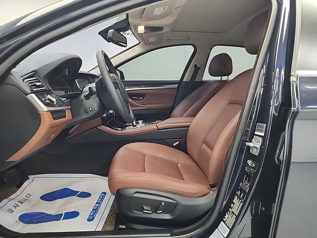 BMW 5 Series - Vista 11